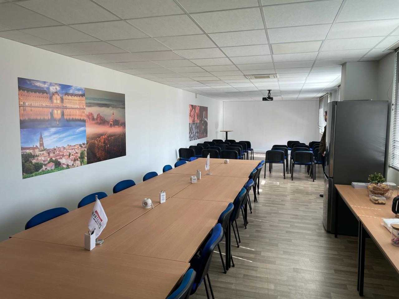 Local d'activité Carbon-Blanc 4860m² Location local d'activité Carbon-Blanc Gironde OLACT2530367 1